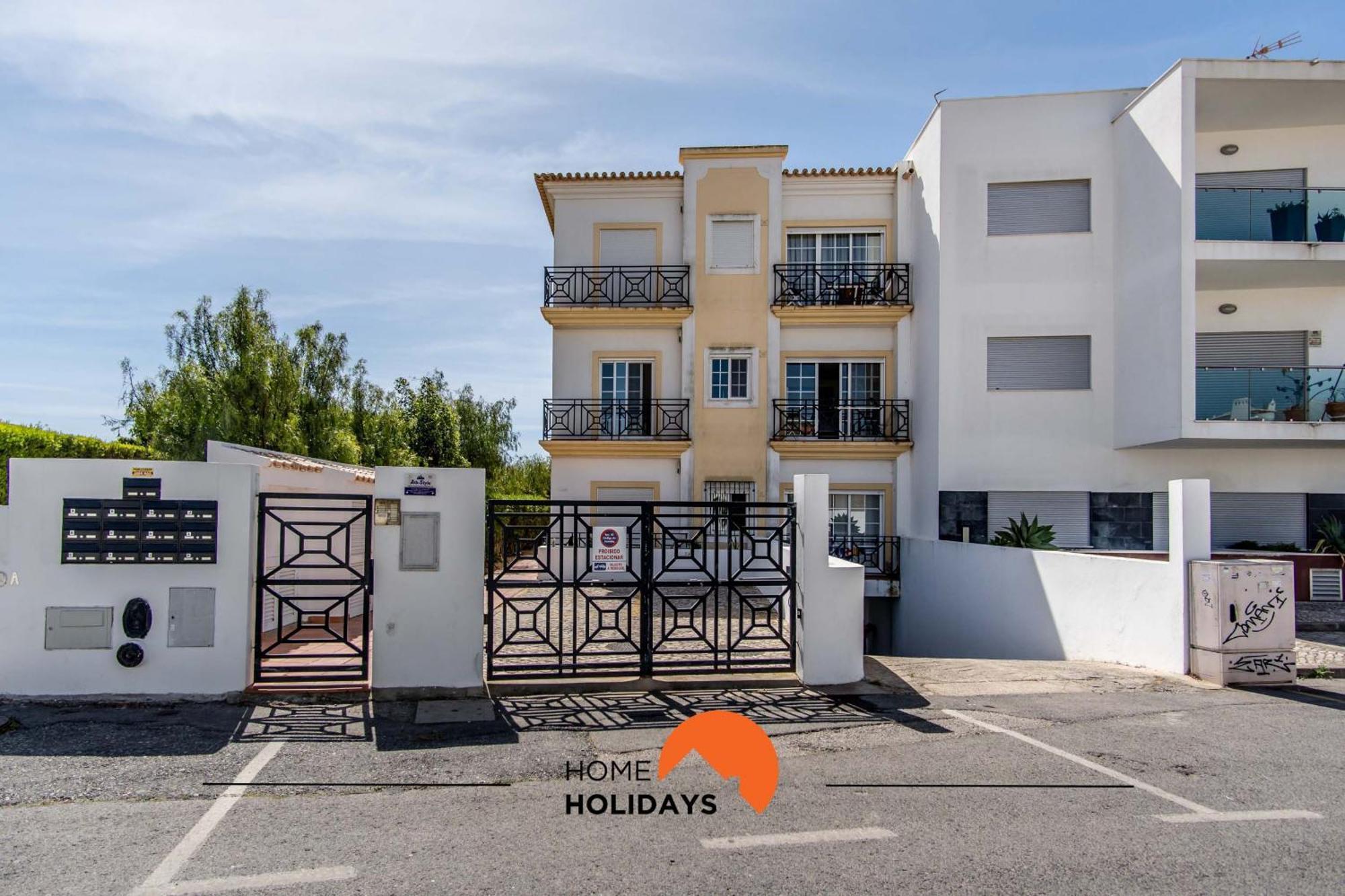 #228 Garrett Flats By Holidays Albufeira