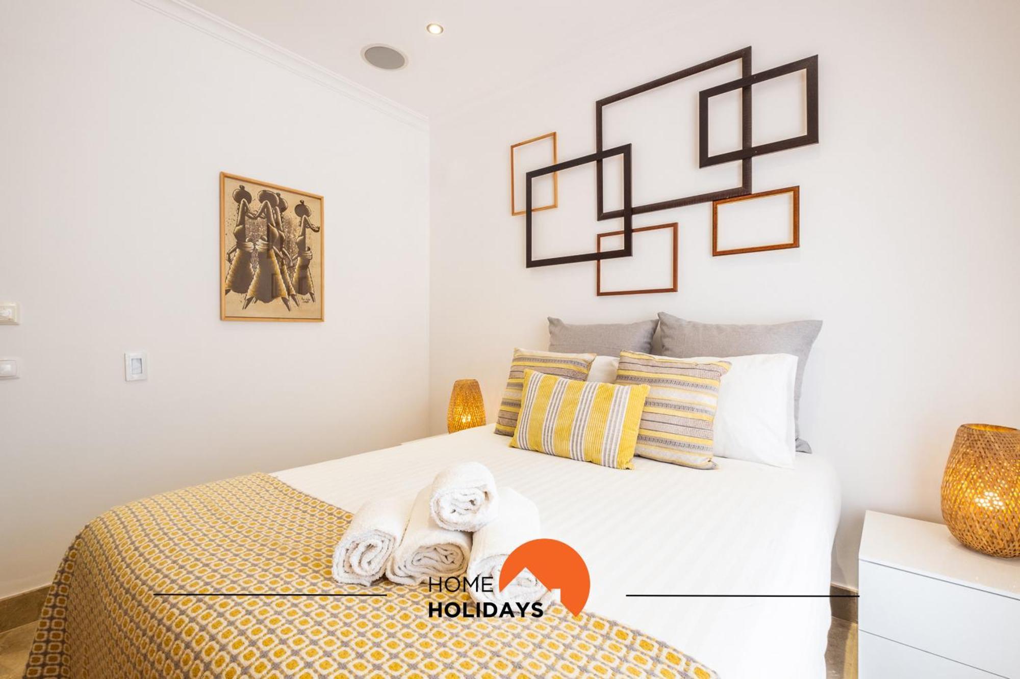 #228 Garrett Flats By Holidays